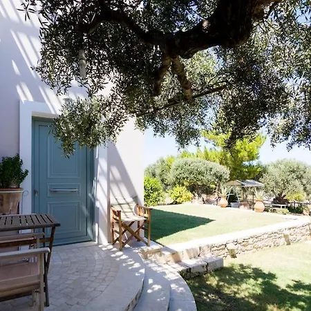 Delightful Seaside Villa *